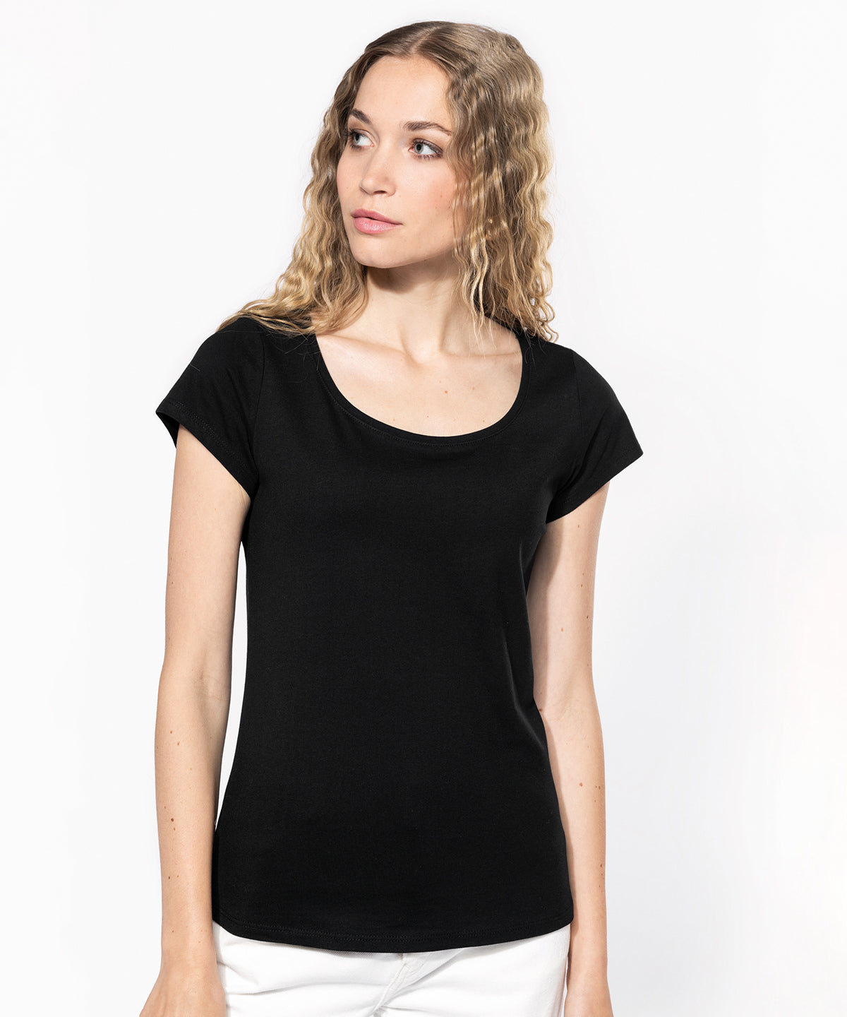 Ladies’ boat neck short-sleeved T-shirt