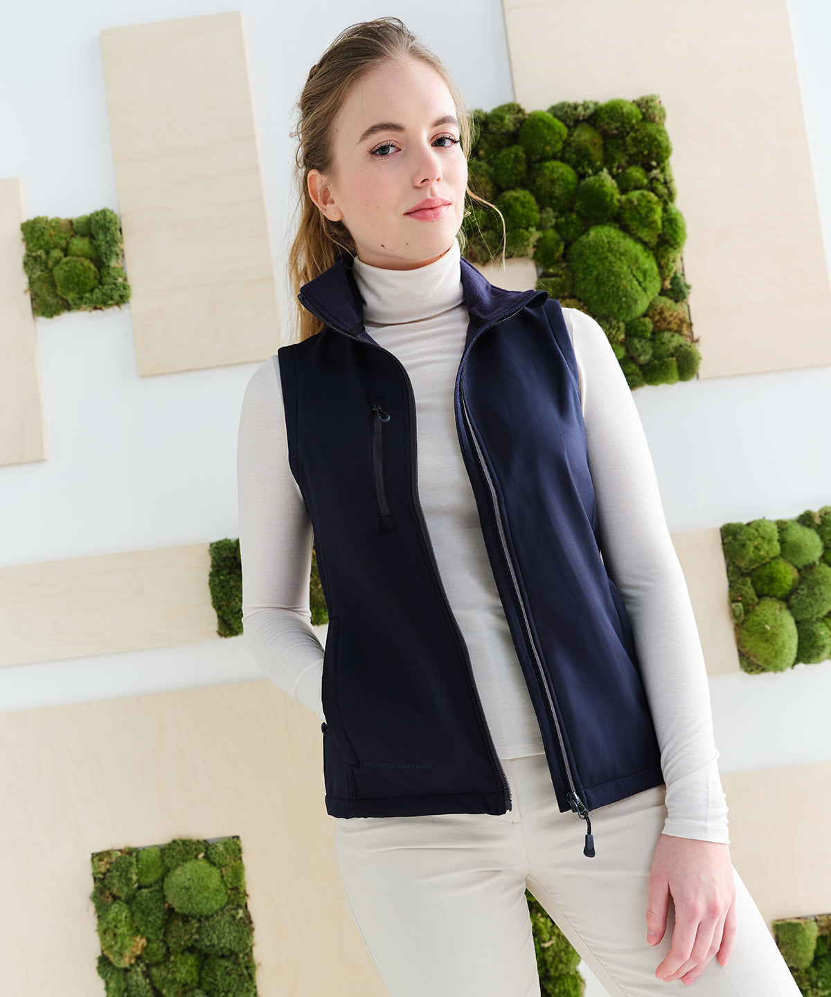 Women's Honestly Made recycled softshell bodywarmer