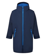 TriDri® All-seasons waterproof changing robe